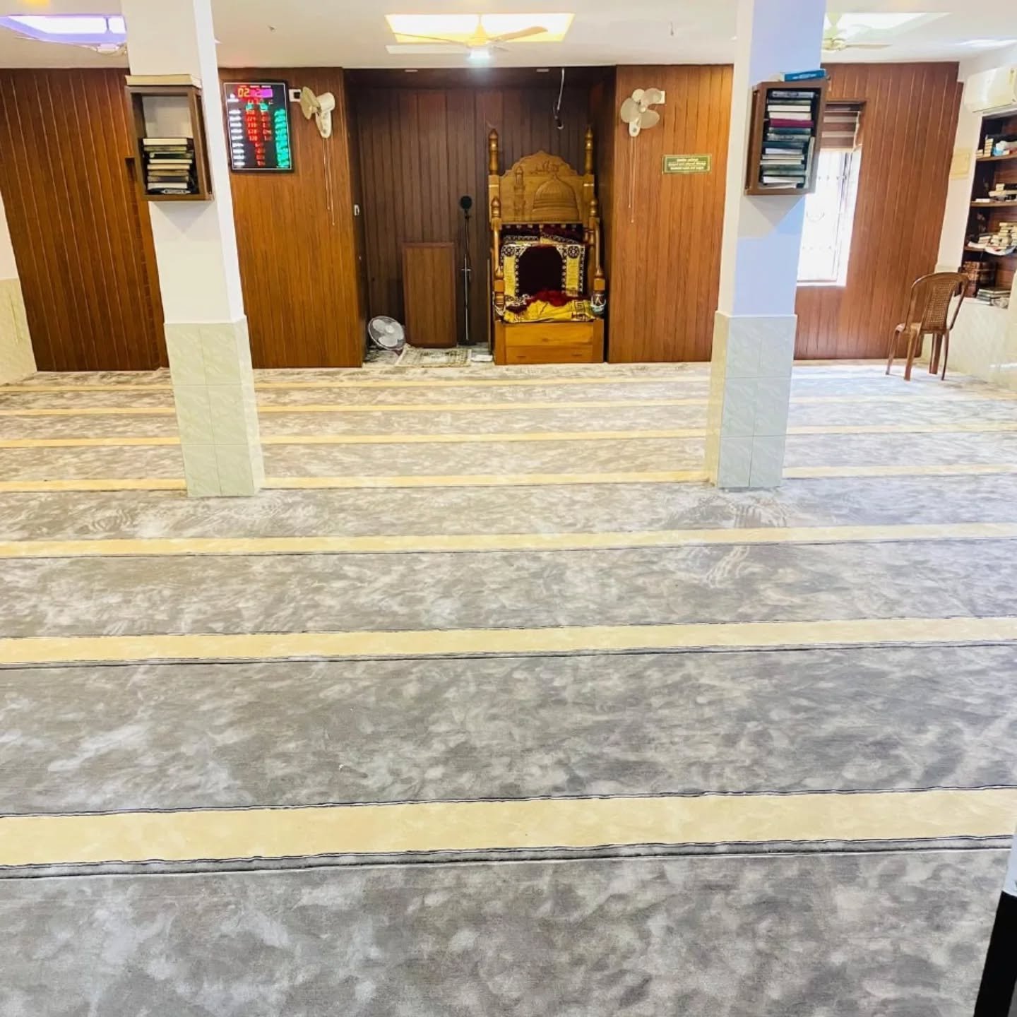 Soft plush masjid carpet ensuring comfort for long prayers in Malappuram